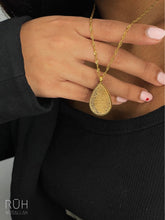 Load image into Gallery viewer, Teardrop Ayatul Kursi Necklace