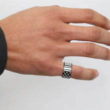 Load image into Gallery viewer, Palestine Keffiye Ring
